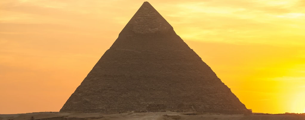 Khafre Pyramidでの日没